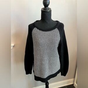 Michael Michael Kors Women’s Jersey Sleeve Houndsooth Sweater Medium